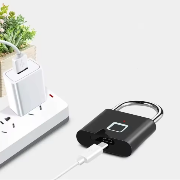 Smart Fingerprint Padlock – USB Rechargeable Keyless Lock (Black)